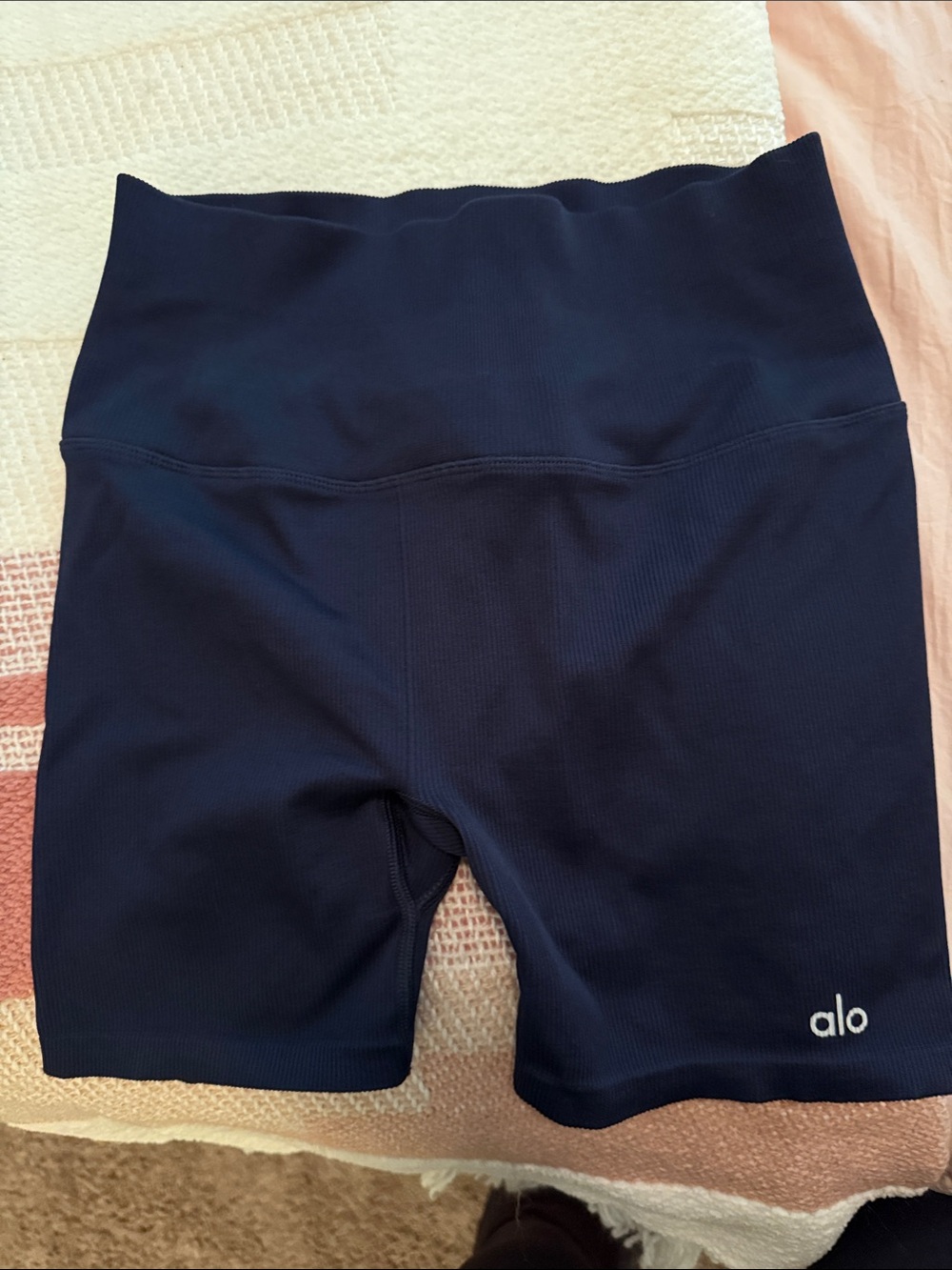 ALO Yoga Ribbed High-Rise Bike Shorts in Navy Blue